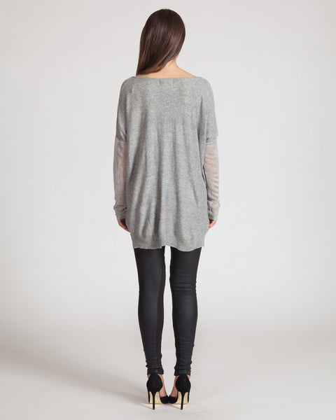 WILDE HEART SEEN IT ALL SWEATER-GREY