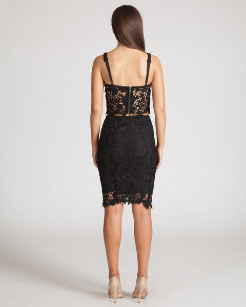MADISON SQUARE MATILDA LACE BLACK CROP TOP
