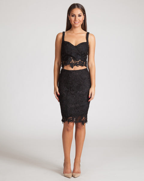 MADISON SQUARE MATILDA LACE BLACK CROP TOP