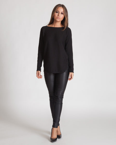 WILDE HEART BACK TO BASICS BLACK SWEATER