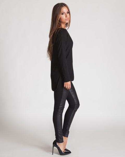 WILDE HEART BACK TO BASICS BLACK SWEATER
