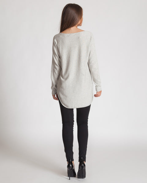 WILDE HEART BACK TO BASICS GREY SWEATER